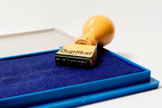 Eine Checkliste hilft bei der Implementierung eines Track-and-Trace-Systems, das im Kampf gegen Produktfälschung nützlich sein kann.(Bild:  gemeinfrei /  Pixabay)