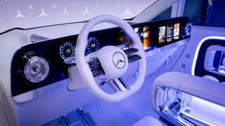 Mercedes-Benz präsentiert auf der Auto Shanghai eine futuristische Van-Studie, die Mobilität in ein multisensorisches Erlebnis für anspruchsvolle Passagiere verwandelt. (Bild: Mercedes-Benz AG)