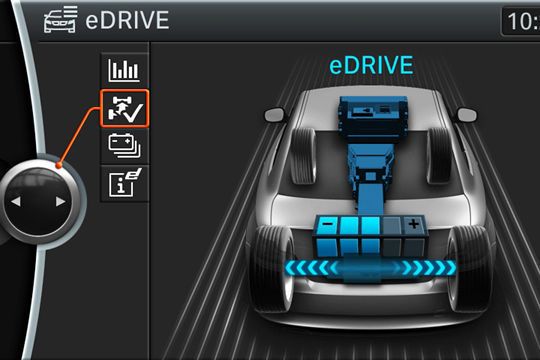 Der BMW 1er ActiveE wird von einem an der Hinterachse montierten 125 kW/170 PS-Heckmotor angetrieben - jeweils ein Lithium-Ionen-Akkumodul liegt unter der Rückbank, im Mitteltunnel und unter der Fronthaube. (BMW)