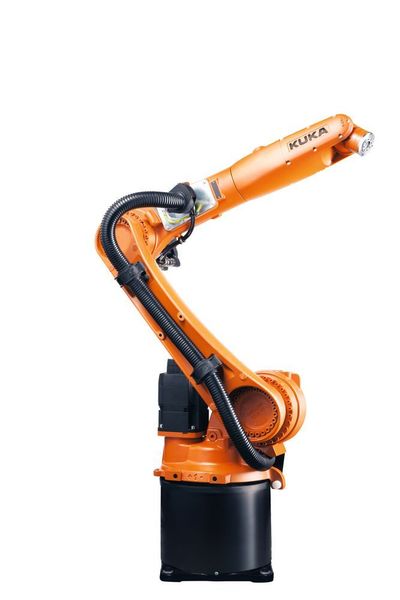 Die schlanken Knickarmroboter KR Cybertech nano lösen die vorherigen  KUKA-Typen KR 5, KR 6-2 und KR 5 arc ab. (KUKA)