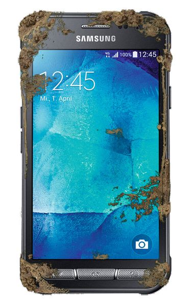 Wenn es hart auf hart kommt, ist das Samsung Galaxy X-Cover 3 in seinem Element. Stöße, Nässe und Dreck wehrt es lässig ab, denn es ist nach IP671 zertifiziert. (Bild: Samsung)