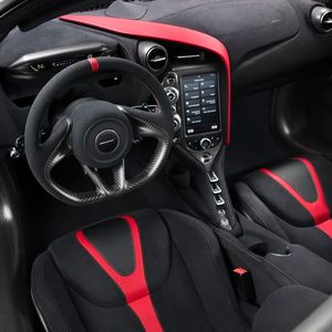 (McLaren)