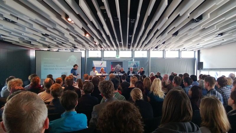 Podiumsdiskussion auf der FabCon 3.D mit dem Thema: 