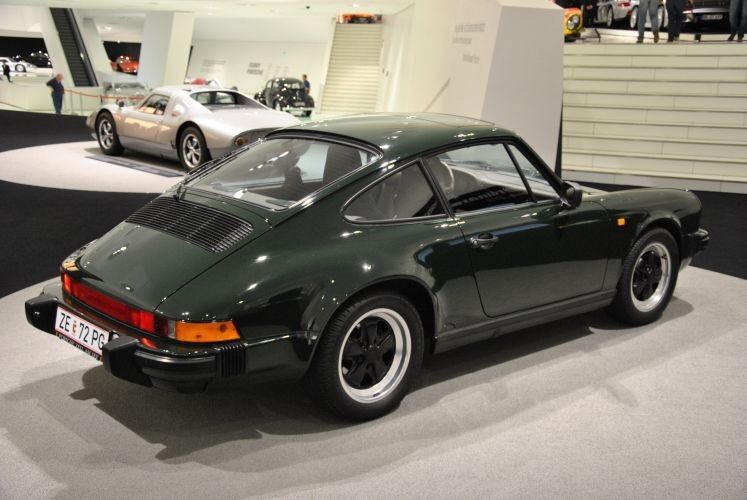 Was sollte ein echter Porsche wohl zeitlebens anderes gefahren haben, wenn nicht einen Porsche? Ferdinand Alexanders 911. (Foto: Porsche)