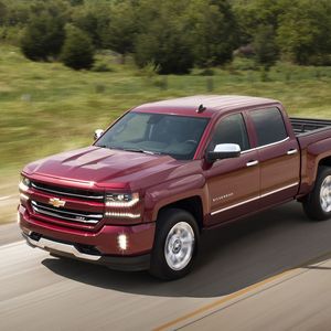 Platz 10: Chevrolet Silverado, 323.746 Einheiten