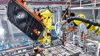 Ab 2026 soll es Mindeststandards zur Leistungsfähigkeit und Lebensdauer sowohl für haushaltsübliche Batterien als auch für Industriebatterien geben.  (Bild: Audi)