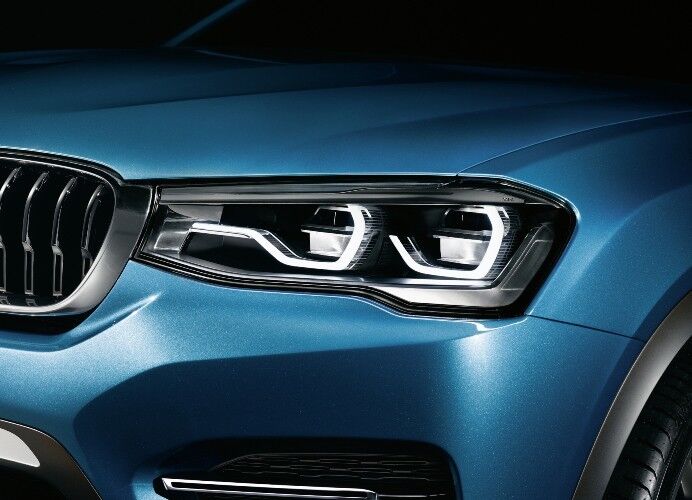 Scheinwerfer und Nieren haben den typischen BMW-Look. (Foto: BMW)