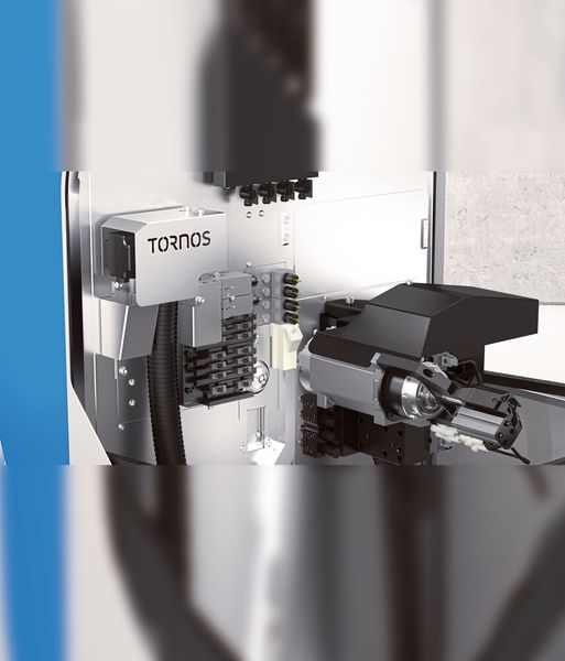 Die Swissnano arbeitet mit einer einzigartigen Kinematik, mit der das Drehen, Bohren, Fräsen und Entgraten sowie die Vor- und Nachbearbeitung möglich sind. Im Bild Swissnano 7. (Bild: Tornos)