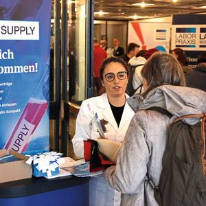 Willkommen auf der LAB-SUPPLY – auch 2023 tourt die Laborfachmesse „von nebenan“ wieder durch Deutschland sowie zur österreichischen Hauptstadt Wien. Start in diesem Jahr war der 8. März in Frankfurt am Main.


Mehr Infos zu den kommenden LAB-SUPPLY-Messen finden Sie auf www.lab-supply.info
 (Bild: LABORPRAXIS, C. Lüttmann)