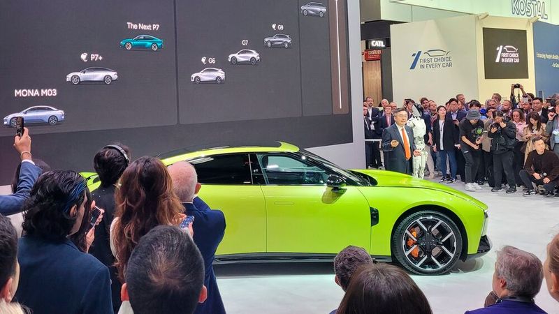 Auf der IAA Mobility 2025 zog der neue Xpeng P7 viele Blicke auf sich.(Bild:  Wehner - VCG)