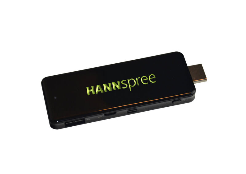 Der Hannspree Micro-PC verwandelt jeden Monitor oder Fernseher mit HDMI-Buchse in einen vollwertigen Windows-PC. In dem etwa 10 Zentimeter langen Stick-PC steckt ein Intel Atom Z3735F mit vier Kernen als Prozessor. (Bild: Hannspree)