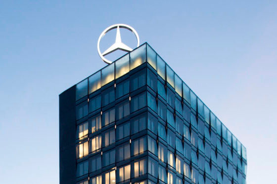 Daimler landet als zweiter Automobilhersteller mit einem Börsenwert von 76,86 Milliarden Euro auf dem siebten Platz. (Daimler)