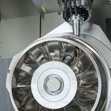 Effizient und fehlerlos fertigen trotz komplexer Bearbeitungsprozesse: die neuen CAM-Software-Versionen bieten zahlreiche Neuerungen. (Bild: Solidcam)