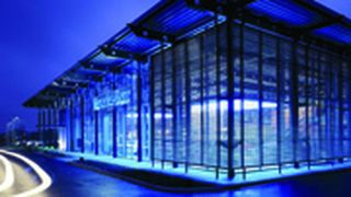 Ende der neunziger Jahre übernahm die Auohausgruppe Widmann das Vertragsgebiet Crailsheim und baute ein neues Gebäude. (Archiv: Vogel Business Media)