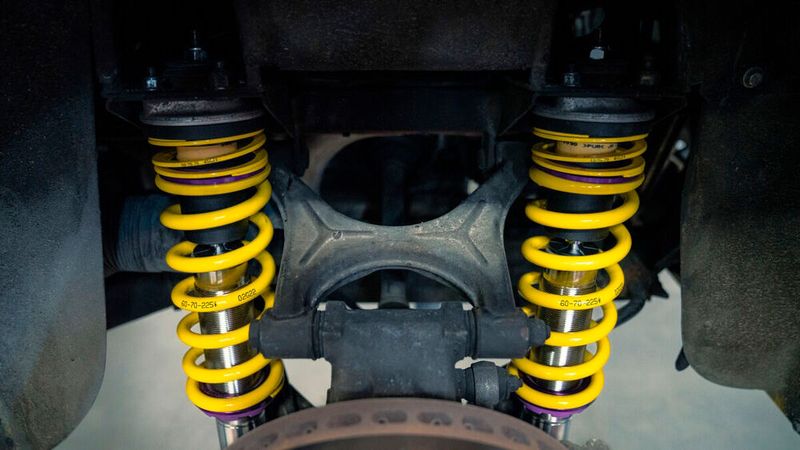 Ganz einfach: Hier die ebenso einfache wie nachvollziehbare Erklärung! (Bild: KW automotive)