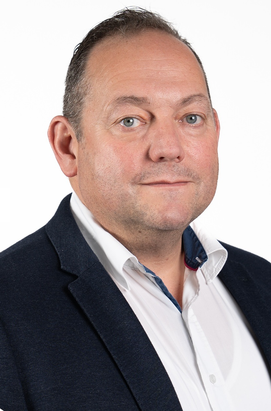 Morris Becker: "Da Microsoft den Support für Windows 10 im Oktober 2025 eingestellt hat, werden neuentdeckte Schwachstellen nicht mehr behoben. Umso wichtiger wird es daher, diese Systeme und ihre Maschinen dennoch gegen neue Bedrohungen zu schützen."(Bild:  TXOne Networks)