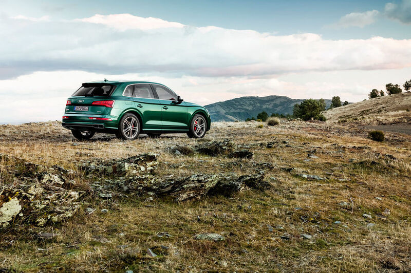 Der bei Audi „quattro“ genannte permanente Allradantrieb gehört samt selbstsperrendem Mittendifferenzial ab Werk dazu. (Audi)