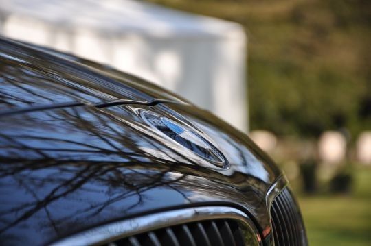 „Wenn wir wachsen können, dann ergreifen wir auch die Chance. Aber wohlgemerkt: nur mit der Marke BMW und nur in der Region“, stellt Christian Rönsch die Zukunft des Unternehmens dar.  (Foto: Richter)