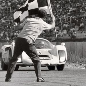 Bei den Fahrern galt er als der beste Action-Fotograf, sie kauften ihm die Aufnahmen ab, die er von ihnen gemacht hatte.(Bild:  H. P. Seufert/AMS)