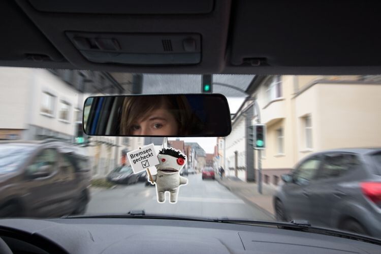 Auch das Bremsenmonster Syd macht auf die Kampagne aufmerksam. (Foto: Hella Pagid)