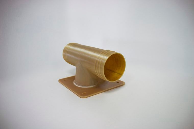 Für den Luftverkehr zugelassene Klimaanlagenkanäle aus dem 3D-Drucker. 3D-gedruckt aus dem Material Ultem 9085 resin auf einer Fortus 450mc. (Stratasys)