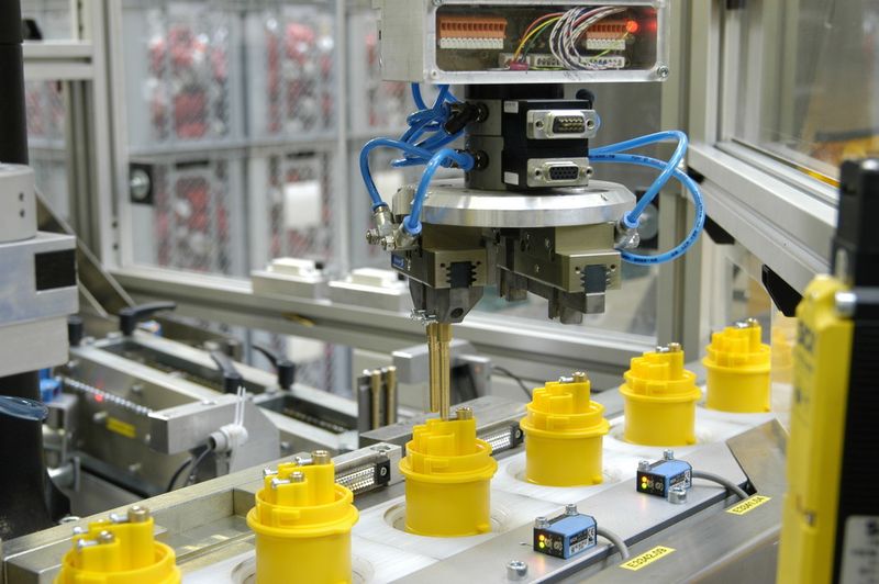 Mit integrierten Prüfstationen rückt die Null-Fehler-Produktion in greifbare Nähe. (Ralf Högel)