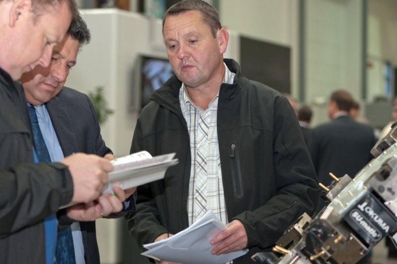 ... und Fachgespräche im Verlauf des Open House.  (Bild: Hennecke)