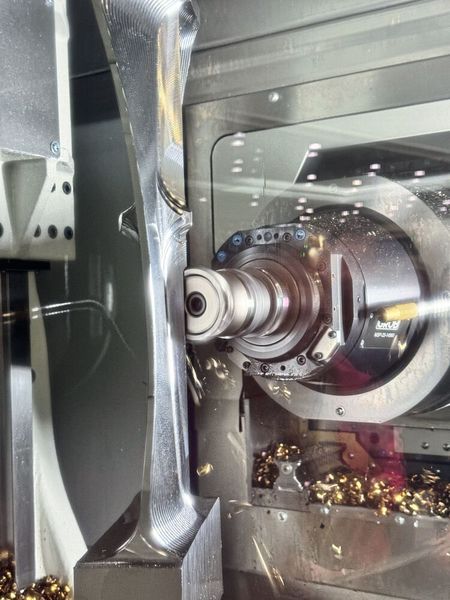 Grob zeigt auf seiner bislang größten Hausmesse 2025 technologische Highlights auf über 6.000 Quadratmetern. (Bild: VCG/Sonnenberg)