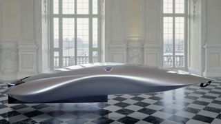 Stellantis möchte seiner Marke Lancia neues Leben einhauchen und hat dieses Lancia-Design-Modell vorgestelt. Hier fragt man sich allerdings: Ist es Kunst oder ein Dachbox-Ersatzteil?  (Bild: Stellantis)