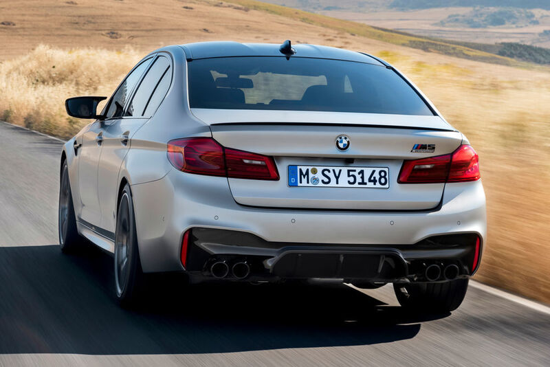 Per Tastendruck lässt sich der Auspuffklang unterdrücken und der M5 Competition wird zur braven Familienlimousine. (BMW)