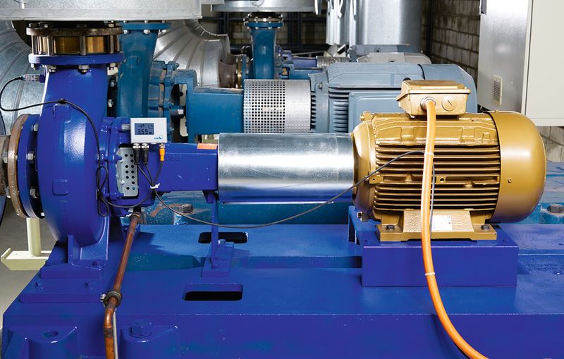 Bild 8: Durch den Austausch der Hauptumwälzpumpe für die Gebäudebeheizung im Verlagshaus Gruner + Jahr in Hamburg gegen eine Etanorm-Pumpe mit Supreme-Motor konnte der Pumpenstromverbrauch um 28 % reduziert werden. (Bild: KSB)