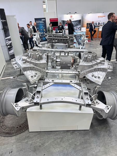 Grob zeigt auf seiner bislang größten Hausmesse 2025 technologische Highlights auf über 6.000 Quadratmetern. (Bild: VCG/Sonnenberg)