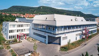 Ruwel-Werk Pfullinen: Insolvenzverwalter Horst Piepenburg hatte angekündigt, das Werk könne aus eigener Kraft nicht über den 31. August hinaus fortgeführt werden (Archiv: Vogel Business Media)