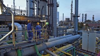 Eine der beiden Ammoniak-Anlagen in Ludwigshafen gehört zu den 11 BASF-Anlagen in Ludwigshafen, die stillgelegt wurden oder noch stillgelegt werden sollen. (Bild: BASF)