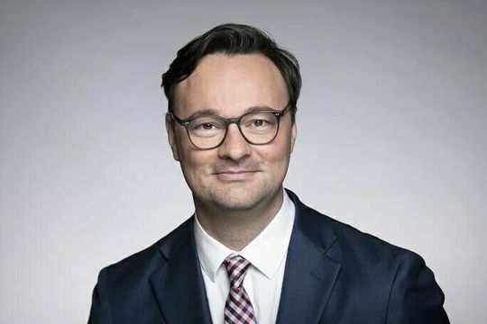 (Oliver Luksic ist Parlamentarischer Staatssekretär im BMDV. (Bild: Bundesregierung/Sandra Steins))