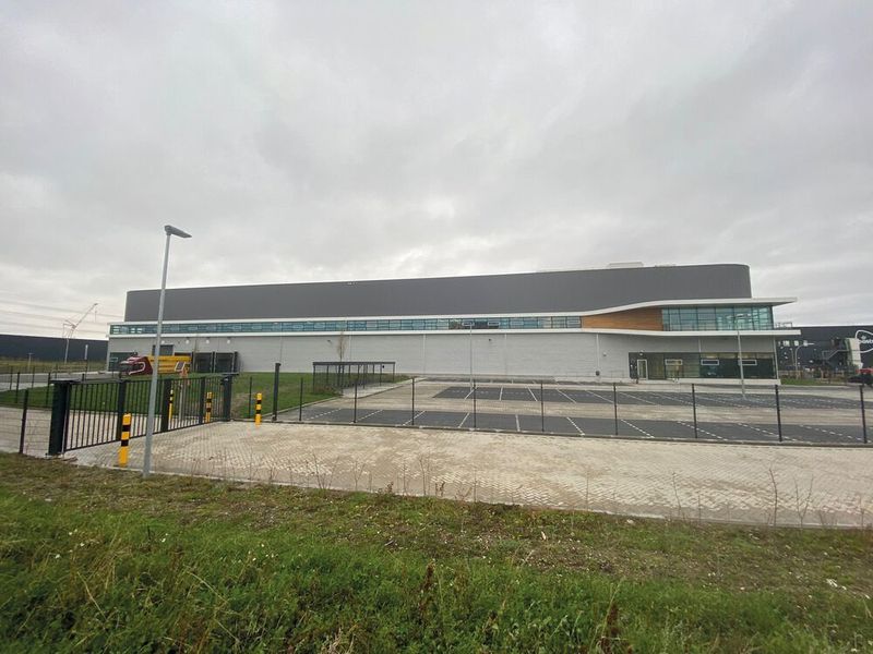 The new, fully automated and sustainable Seco Tools distribution centre in Den Hoorn offers streamlined order processing to customers across Europe.  (Seco Tools)