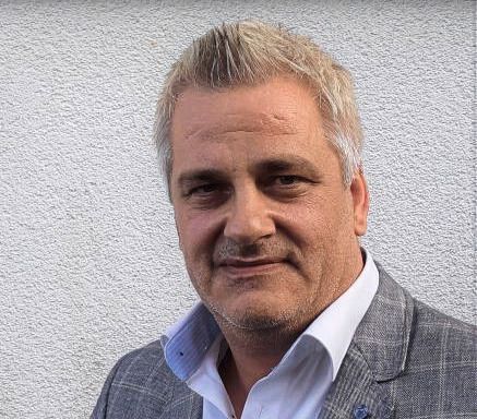 Wolfgang Sieger, Head of Logistics, Supply Chain & Purchasing bei In-Vision, ist stolz, dass das Projekt in der Hälfte der veranschlagten Zeit abgeschlossen werden konnte.(Bild:  IN-VISION)