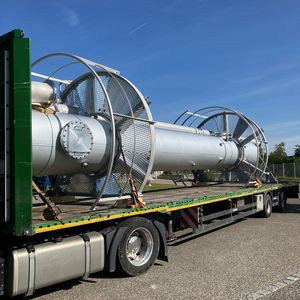 Die neue Kolonne sorgt für mehr Anlageneffizienz, weniger Energieverbrauch und Destillationsabfälle. (Bild:  Richard Geiss)