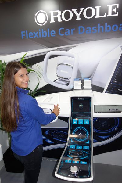 Royole zeigt das Auto-Dashboard der Zukunft. (Bild: IT-BUSINESS)