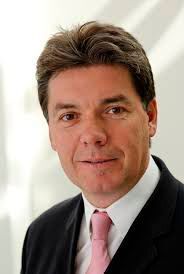 „Wichtig wäre mehr Vertrauen in die Anbieter sowie deren Kompetenz.“ Thomas Triebsch, Director bei VRG HR (VRG HR)