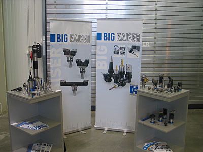 Am Stand des Werkzeugspezialisten Big Kaiser konnte sich Besucher der Hausausstellung nicht nur über Fräswerkzeuge informieren, ... (Archiv: Vogel Business Media)