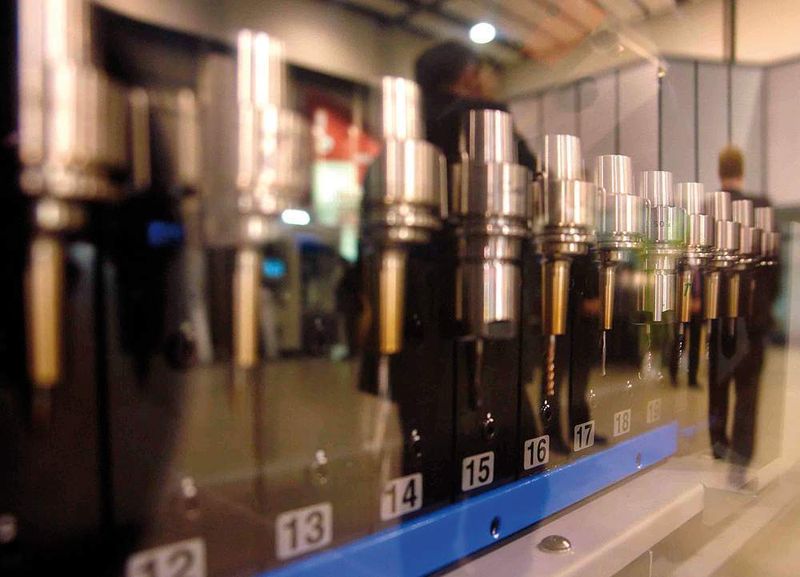 Bild 3: Ein volles Magazin alleine ist noch nicht sinnvoll: Wer über das Wochenende hinweg bedienerarm fertigen will, sollte auch die Folgeprozesse im Auge behalten. (Archiv: Vogel Business Media)