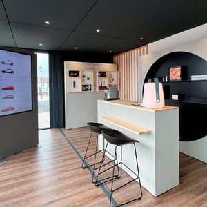 Das Standkonzept lässt sich beliebig zusammenstellen.(Bild:  Mazda)