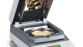 Das Top-Modell MB45 ermöglicht eine Ablesbarkeit von 0,001 g bei einer Wiederholbarkeit von 0,015% und einer Probenkapazität von 45g. (Bild: Ohaus)