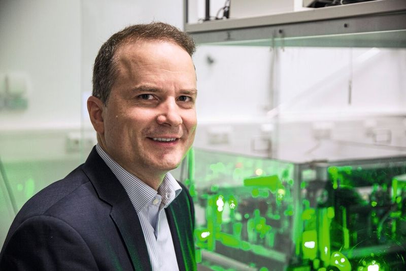 Prof. Rupert Huber von der Universität Regensburg (Bild: Antonia Pröls/Universität Regensburg)