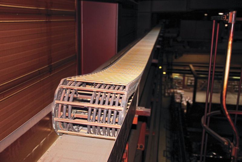 Eventuelle Mängel, Risiken oder ein potenzieller Optimierungsbedarf werden bei der Inspektion erkannt und für den Kunden detailliert erfasst. (Bild: Tsubaki Kabelschlepp)