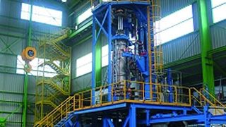 Ugitech erzeugt im Elektroschlacke-Umschmelzverfahren (ESU) hitzebeständigen Edelstahl in hoher Reinheit. (Archiv: Vogel Business Media)