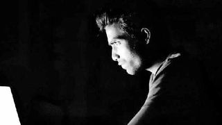 Low-Code-Programmierung scheint eine Antwort auf den Fachkräftemangel zu sein, aber es gibt viel Nachholbedarf. (Bild: gemeinfrei, iAmMrRob / Pixabay)