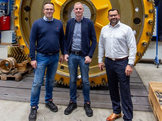Haben gemeinsam das erfolgreiche Digitalisierungsprojekt bei der SMS group umgesetzt: Filipe Martins Ferreira, Tobias Pütz und Dirk Boothe (v.l.n.r.)(Bild:  Coscom Computer GmbH)