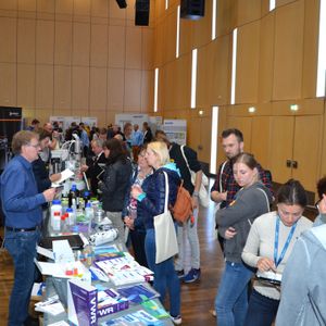 Impressionen der Lab-Supply Münster vom 25. September 2019  Die vorletzte Lab-Supply Messe 2019 fand im Messe und Congresszentrum, Halle Münsterland statt. Impressionen vom Messetag sowie einige Besucherstimmen finden Sie in dieser Bildergalerie. Die nächste Lab-Supply ist am 29. Oktober 2019 in Hamburg. Weitere Infos zu den kommenden Lab-Supply-Messen finden Sie auf www.lab-supply.info.   Lese-Empfehlung: Nachbericht zum erfolgreichen Auftakt der Lab-Supply in Wien. (LABORPRAXIS, C. Lüttmann)